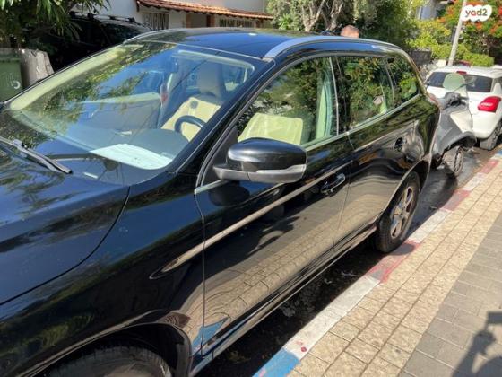 וולוו XC60 T5 Kinetic סטיישן אוט' 2.0 (245 כ''ס) בנזין 2015 למכירה בתל אביב יפו