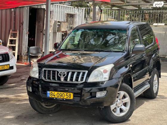 טויוטה לנד קרוזר קצר 4X4 Luxury אוט' דיזל 3.0 (166 כ''ס) דיזל 2005 למכירה בירושלים