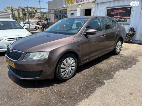סקודה אוקטביה Ambition אוט' 1.2 (105 כ''ס) בנזין 2014 למכירה בחדרה