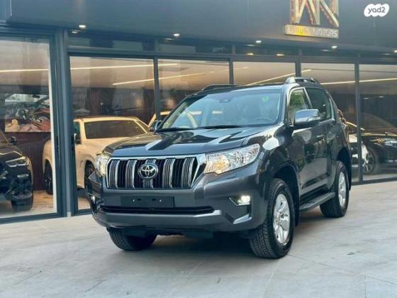 טויוטה לנד קרוזר ארוך SWB אוט' 5 מק' דיזל 3 דל' 2.8 (204 כ"ס) דיזל 2023 למכירה בנצרת עילית u002F נוף הגליל