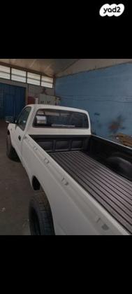 טויוטה היילקס 4X4 4X4 DLX חד קבינה ידני דיזל 2.4 (90 כ''ס) דיזל 2000 למכירה בדור
