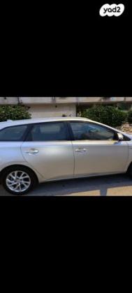 טויוטה אוריס הייבריד TS סטיישן הייבריד אוט' 1.8 (99 כ"ס) בנזין 2016 למכירה בבאר שבע