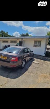 סקודה אוקטביה Ambition אוט' 1.2 (110 כ"ס) בנזין 2015 למכירה ברחובות