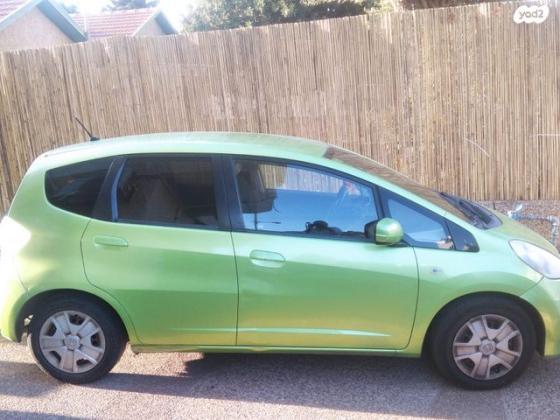 הונדה ג'אז הייבריד הייבריד אוט' 1.3 (102 כ''ס) בנזין 2011 למכירה בנתניה