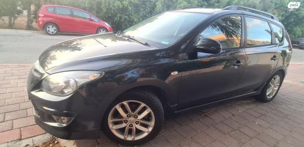 יונדאי i30CW Inspire סטיישן אוט' 1.6 (126 כ''ס) בנזין 2011 למכירה בטירת יהודה