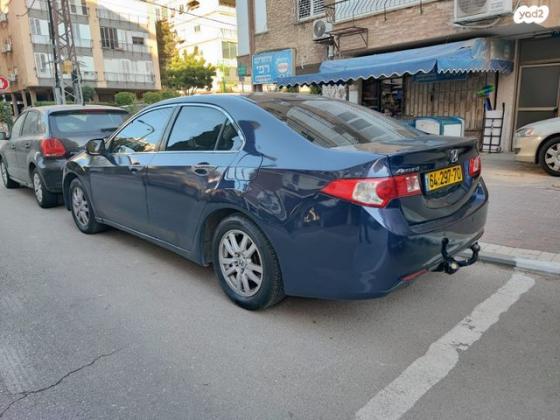 הונדה אקורד Elegance אוט' 2.0 (156 כ''ס) בנזין 2011 למכירה בפתח תקווה