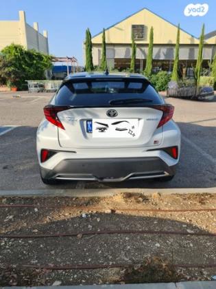 טויוטה C-HR GR Sport אוט' 1.8 (98 כ''ס) בנזין 2022 למכירה בחיפה
