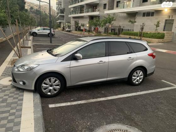 פורד פוקוס Trend סטיישן אוט' 1.6 (125 כ''ס) בנזין 2014 למכירה בחיפה