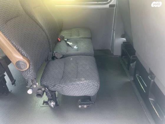 פולקסווגן טרנספורטר מסחרי/נוסעים Kombi קצר אוט' דיזל 2-3 מק' 3 דל' 2.0 (140 כ"ס) דיזל 2012 למכירה ברחובות