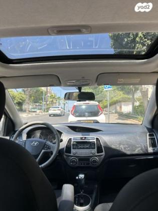 יונדאי i20 Inspire אוט' 1.4 (100 כ"ס) [2009-2015] בנזין 2013 למכירה ברחובות