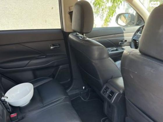 מיצובישי אאוטלנדר Premium אוט' 7 מק' 2.0 (150 כ''ס) בנזין 2019 למכירה בהרצליה