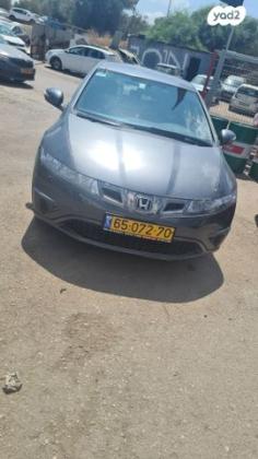 הונדה סיוויק האצ'בק החדשה Comfort אוט' 1.8 (140 כ''ס) בנזין 2010 למכירה בגבעון החדשה