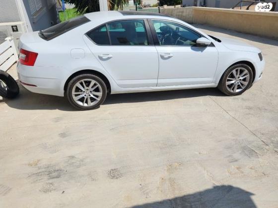 סקודה אוקטביה Exclusive אוט' 1.4 (150 כ"ס) בנזין 2017 למכירה ביקנעם עילית