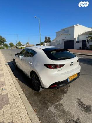 מאזדה j Spirit הצ'בק אוט' 2.0 (165 כ''ס) בנזין 2021 למכירה ברחובות