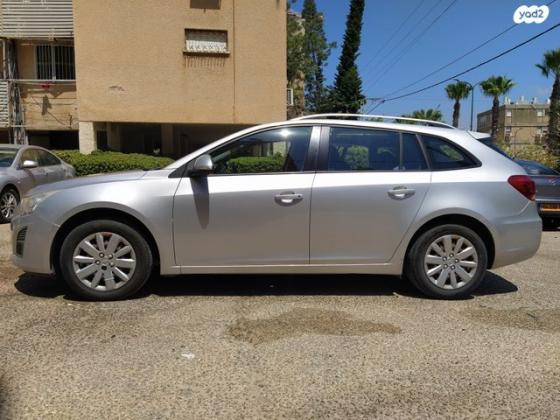 שברולט קרוז LT סטיישן אוט' 1.8 (141 כ"ס) בנזין 2014 למכירה בנתניה