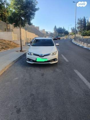 טויוטה אוריס הייבריד TSS הייבריד אוט' 1.8 (99 כ"ס) בנזין 2017 למכירה בירושלים