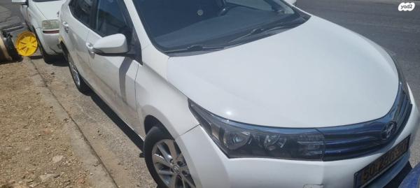 טויוטה קורולה Sun אוט' 1.6 (132 כ"ס) בנזין 2014 למכירה במודיעין מכבים רעות