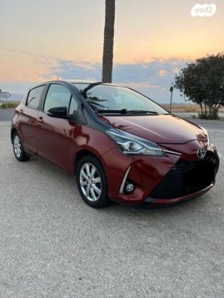 טויוטה יאריס Black Top אוט' 1.5 (112 כ"ס) בנזין 2017 למכירה בעפולה