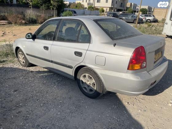יונדאי אקסנט (עד 2012) Family GL אוט' 4 דל' 1.5 (91 כ''ס) בנזין 2005 למכירה ברחובות
