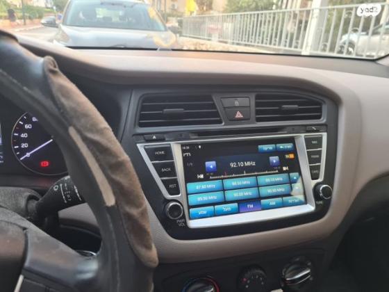 יונדאי i20 Premium אוט' 1.4 (100 כ''ס) בנזין 2016 למכירה בנתניה
