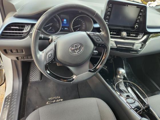 טויוטה C-HR Chic הייבריד אוט' 1.8 (98 כ"ס) בנזין 2021 למכירה בקרית אתא