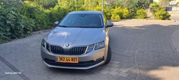 סקודה אוקטביה Ambition אוט' 1.4 (150 כ''ס) בנזין 2018 למכירה במגדל העמק