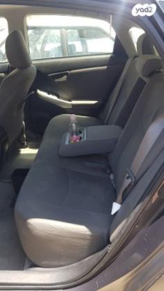 טויוטה פריוס Two הייבריד אוט' 1.8 (134 כ''ס) בנזין 2014 למכירה באלעד