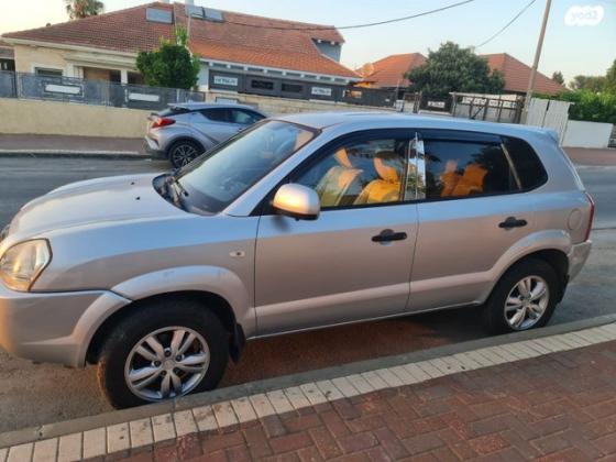 יונדאי טוסון 4X4 Luxury אוט' בנזין 2.7 (175 כ''ס) בנזין 2010 למכירה בנתניה