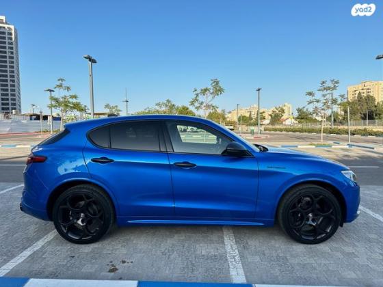 אלפא רומיאו סטלויו 4X4 Estrema אוט' 2.0 (280 כ''ס) בנזין 2023 למכירה בגבעת שמואל