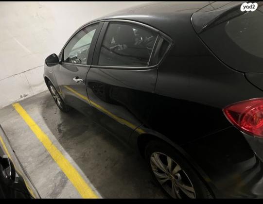 אלפא רומיאו ג'ולייטה Competizione אוטומט 1.4 (170 כ"ס) בנזין 2014 למכירה בתל אביב יפו