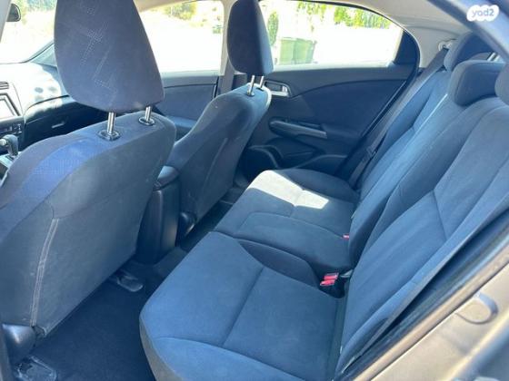 הונדה סיוויק האצ'בק החדשה Comfort אוט' 1.8 (142 כ''ס) בנזין 2015 למכירה בעפולה