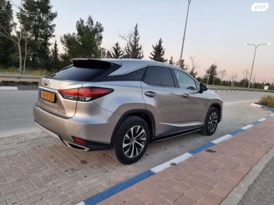 לקסוס RX300 4X4 Exclusive אוט' 2.0 (238 כ''ס) בנזין 2022 למכירה בירושלים