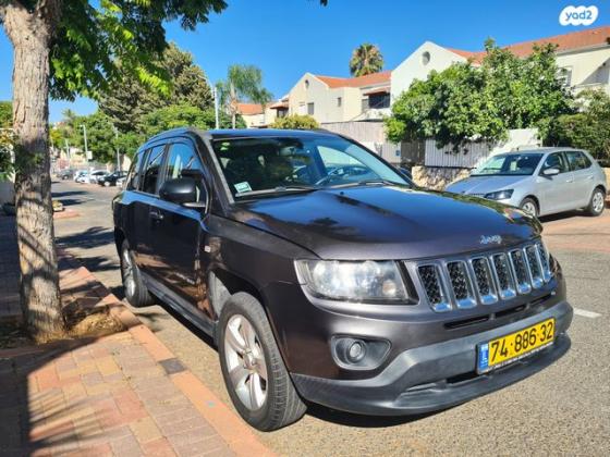 ג'יפ / Jeep קומפאס Sport אוט' 2.0 (154 כ''ס) בנזין 2014 למכירה בראש העין