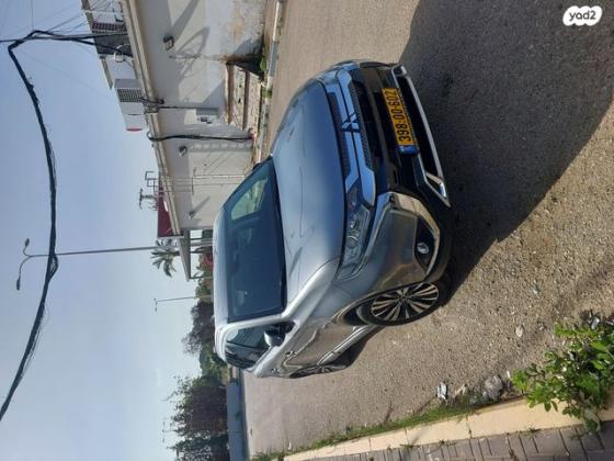 מיצובישי אאוטלנדר Instyle אוט' 7 מק' 2.0 (150 כ"ס) בנזין 2021 למכירה בחריש