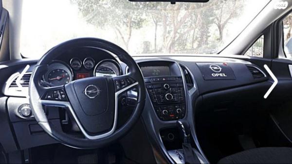 אופל אסטרה Enjoy סטיישן אוט' 1.4 (140 כ"ס) בנזין 2014 למכירה במודיעין מכבים רעות