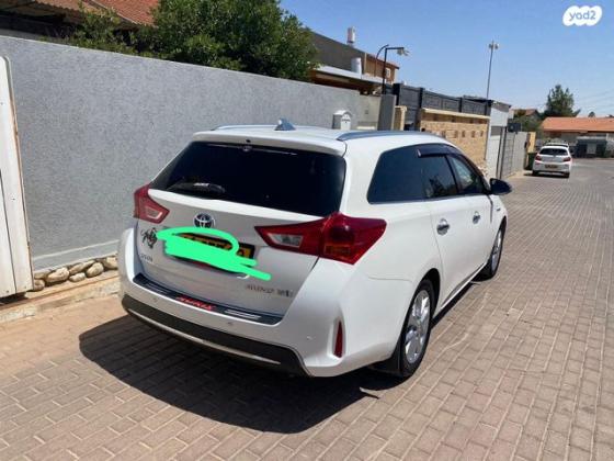 טויוטה אוריס הייבריד TS Sky סטיישן הייבריד אוט' 1.8 (99 כ"ס) בנזין 2015 למכירה בדימונה