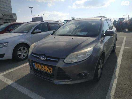 פורד פוקוס Trend סטיישן אוט' 1.6 (125 כ''ס) בנזין 2012 למכירה באשדוד