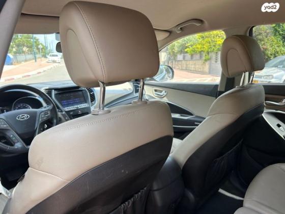 יונדאי סנטה פה 4X4 Premium אוט' בנזין 7 מק' 2.4 (192 כ"ס) בנזין 2016 למכירה בכפר יונה