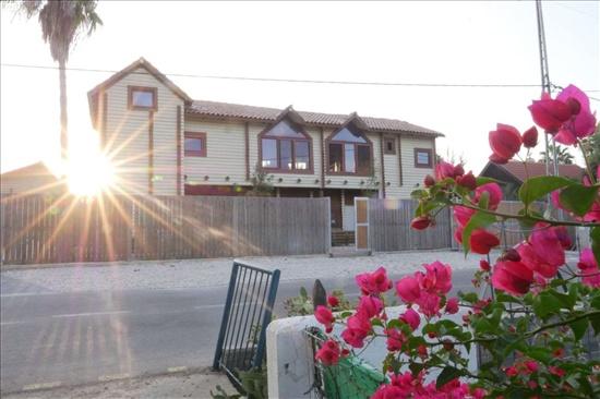 משק חקלאי 8 חדרים למכירה בבוסתן הגליל | דרך הים | בוסתן הגליל