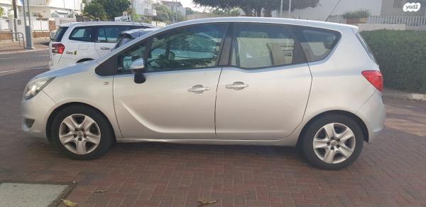 אופל מריבה Enjoy אוט' 1.4 (120 כ"ס) בנזין 2016 למכירה בראשון לציון