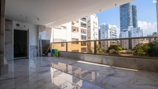 שער האריות 8 (הקריה)