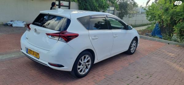 טויוטה אוריס GLI אוט' 1.6 (132 כ"ס) בנזין 2018 למכירה בזיתן