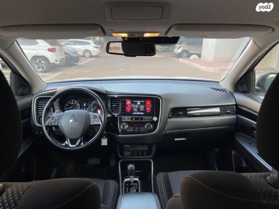 מיצובישי אאוטלנדר 4X4 Intense אוט' 7 מק' 2.0 (150 כ''ס) בנזין 2019 למכירה בגבעתיים