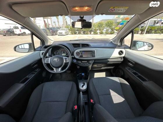 טויוטה יאריס הייבריד Hybrid אוט' 1.5 (74 כ''ס) בנזין 2014 למכירה בבית שמש