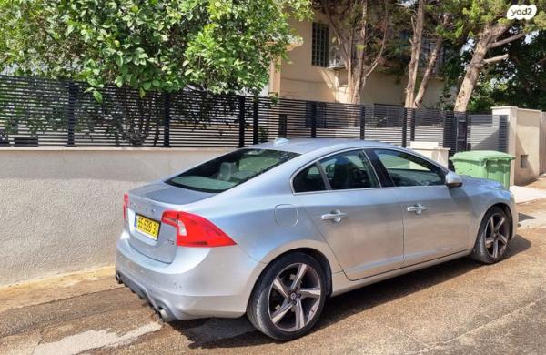 וולוו S60 T5 R-Design אוט' 2.0 (245 כ"ס) בנזין 2014 למכירה בהרצליה