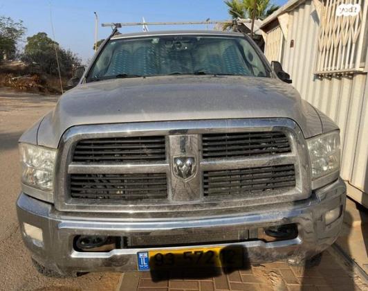 דודג' ראם קצר 4X4 3500 SLT אוט' דיזל 5 מק' 6.7 (370 כ''ס) דיזל 2013 למכירה בצוחר