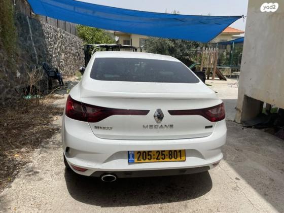 רנו מגאן גראנד קופה Intense אוט' דיזל 1.5 (110 כ"ס) דיזל 2018 למכירה במגדל