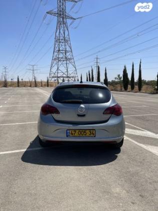 אופל אסטרה Enjoy הצ'בק אוט' 1.4 (140 כ''ס) בנזין 2016 למכירה בלהבים