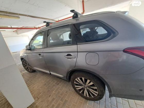 מיצובישי אאוטלנדר Instyle אוט' 7 מק' 2.0 (150 כ"ס) בנזין 2019 למכירה במודיעין מכבים רעות