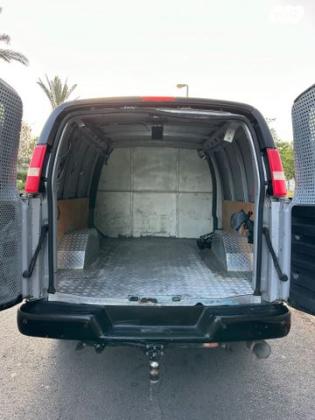 שברולט סוואנה ארוך סגור אוט' דיזל 3 מק' 6.6 (240 כ"ס) טורבו דיזל 2014 למכירה בחולון